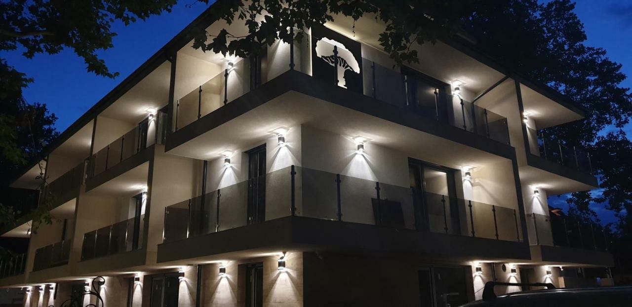 Baobab Suites Siofok Exterior photo